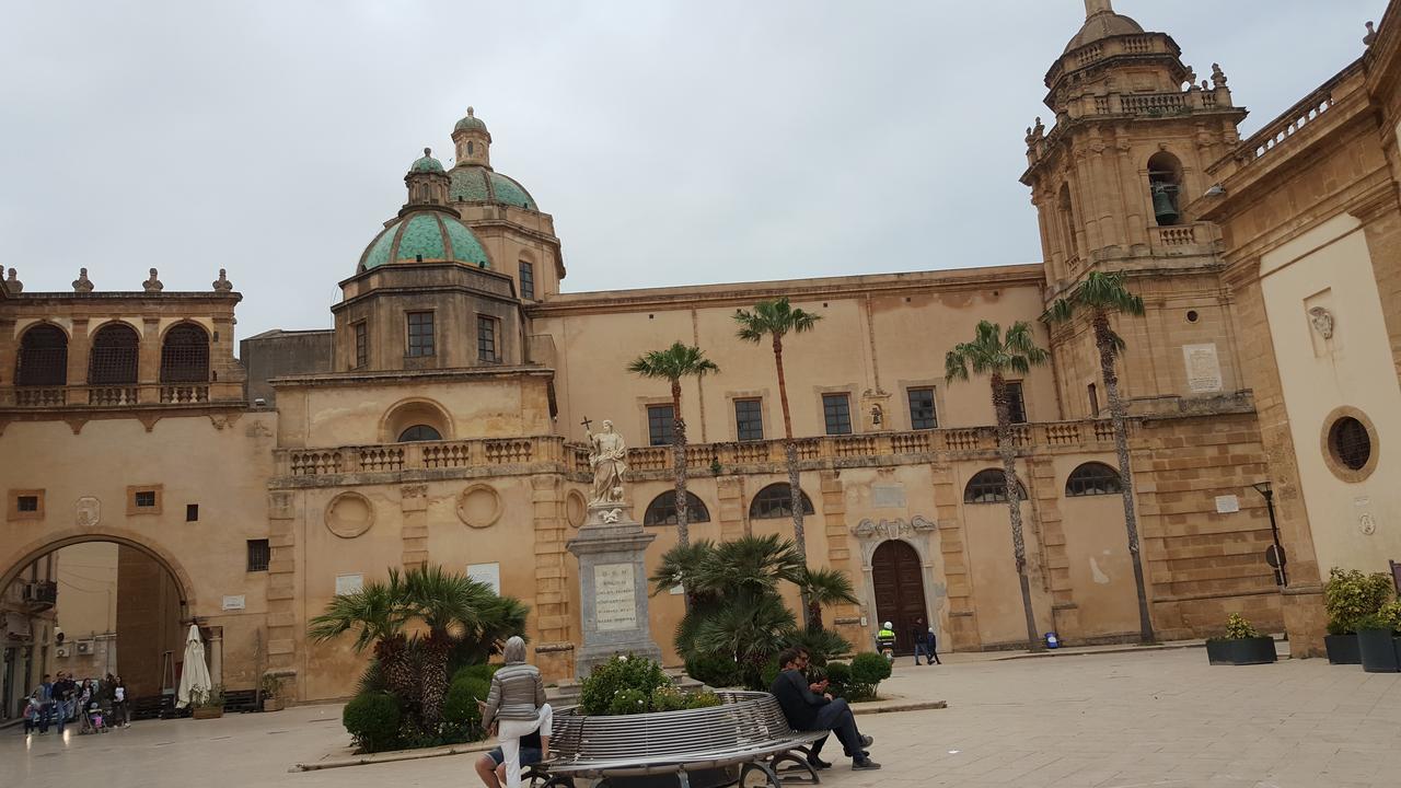 Casa Turismo "Madonna Del Paradiso" Mazara del Vallo Εξωτερικό φωτογραφία